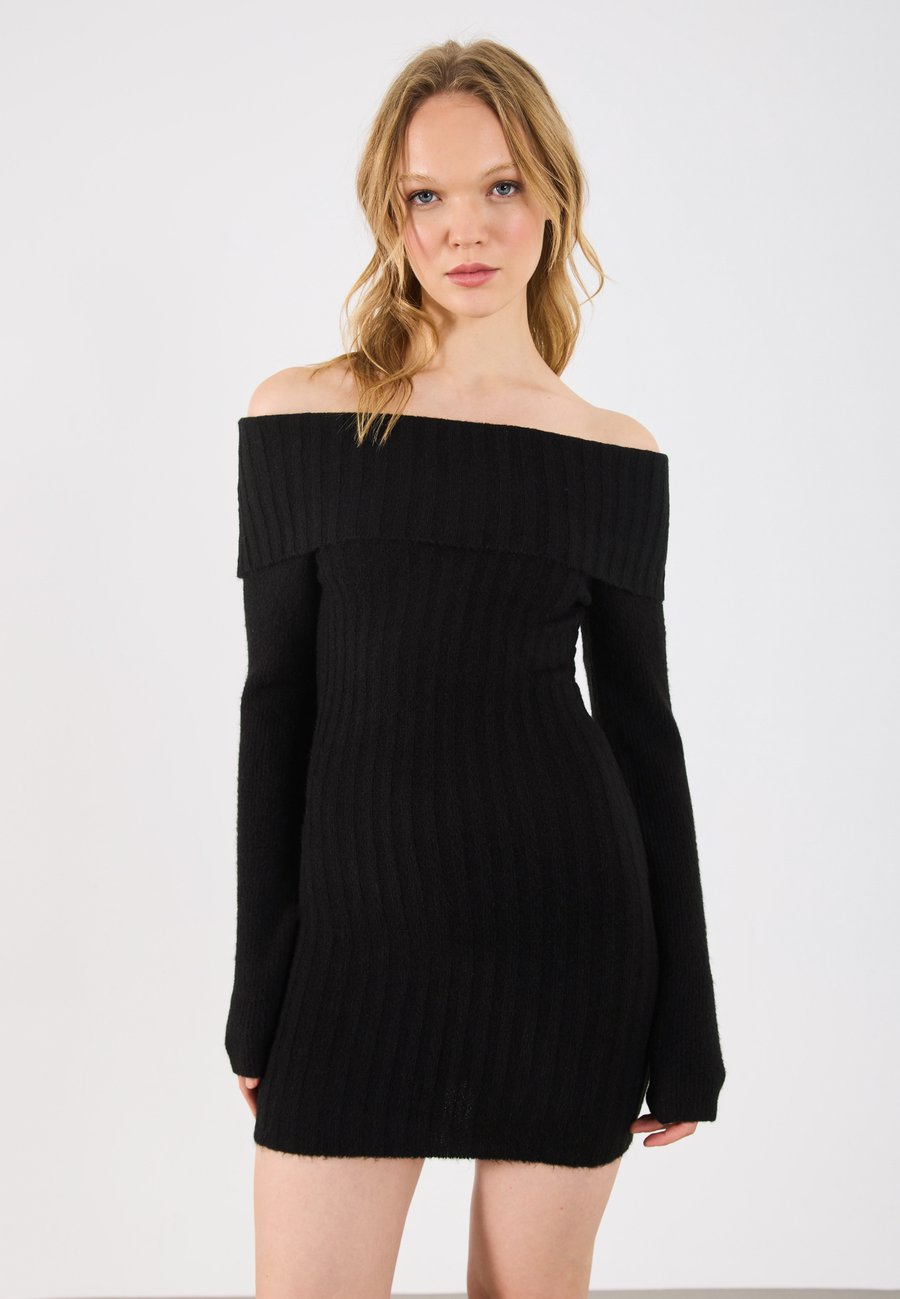 Платье Even&Odd Jumper dress, Black
Платье Even&Odd Jumper dress, Black