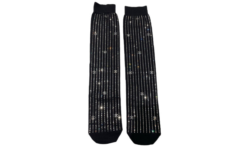 Носки женские Chanel со стразами, черный
Носки женские Chanel со стразами, черный