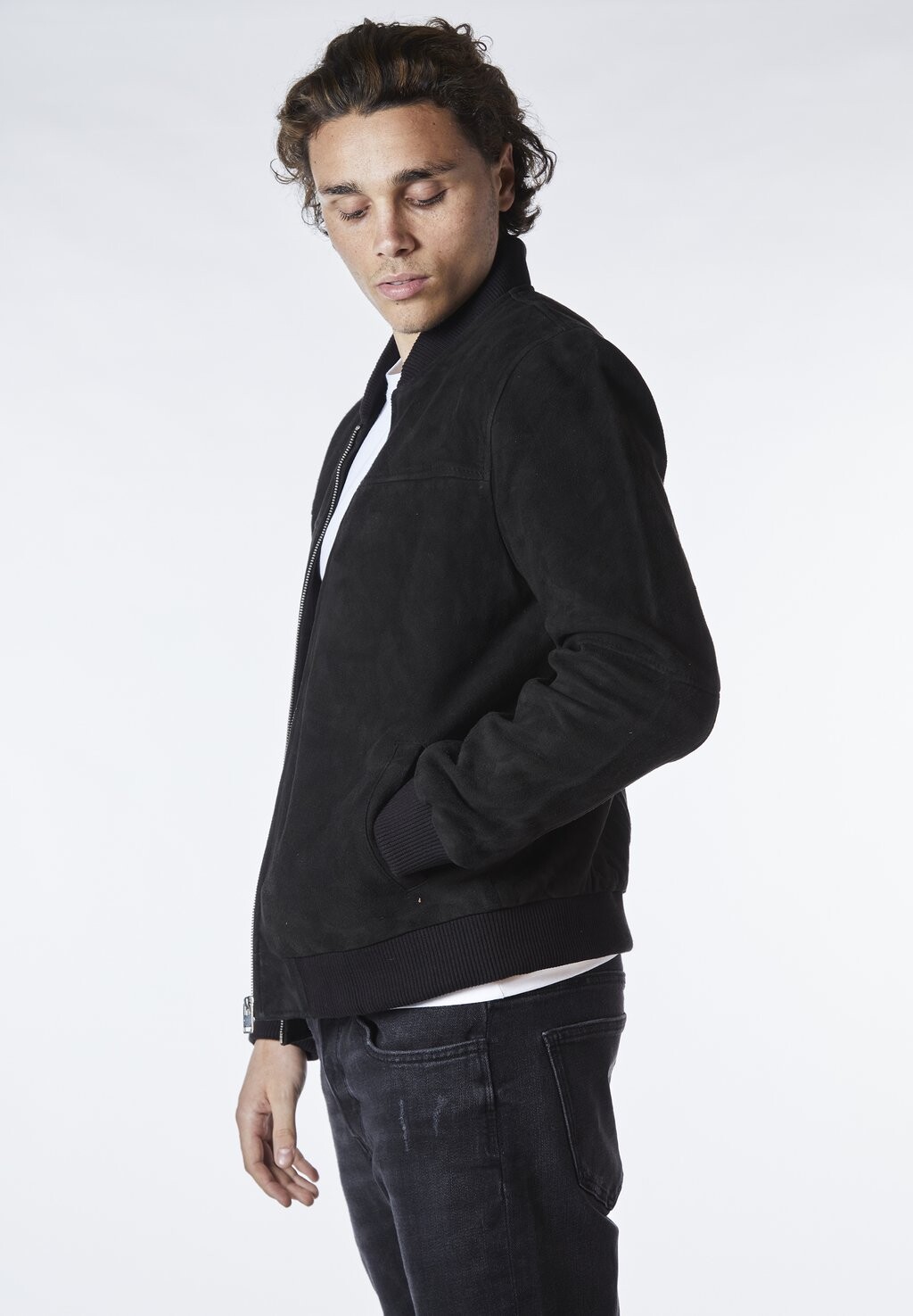 Куртка-бомбер MIKEY Bolongaro Trevor, черный
Куртка-бомбер MIKEY Bolongaro Trevor, черный