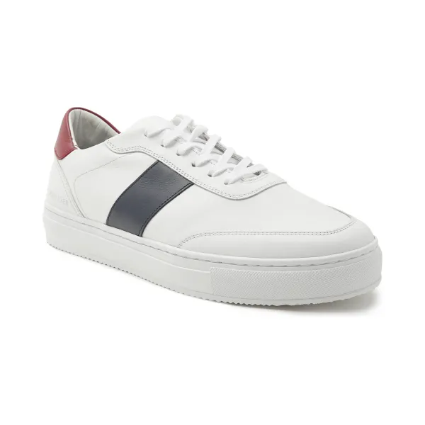 Кожаная спортивная обувь с полосками на подошве Tommy Hilfiger, белый
Кожаная спортивная обувь с полосками на подошве Tommy Hilfiger, белый