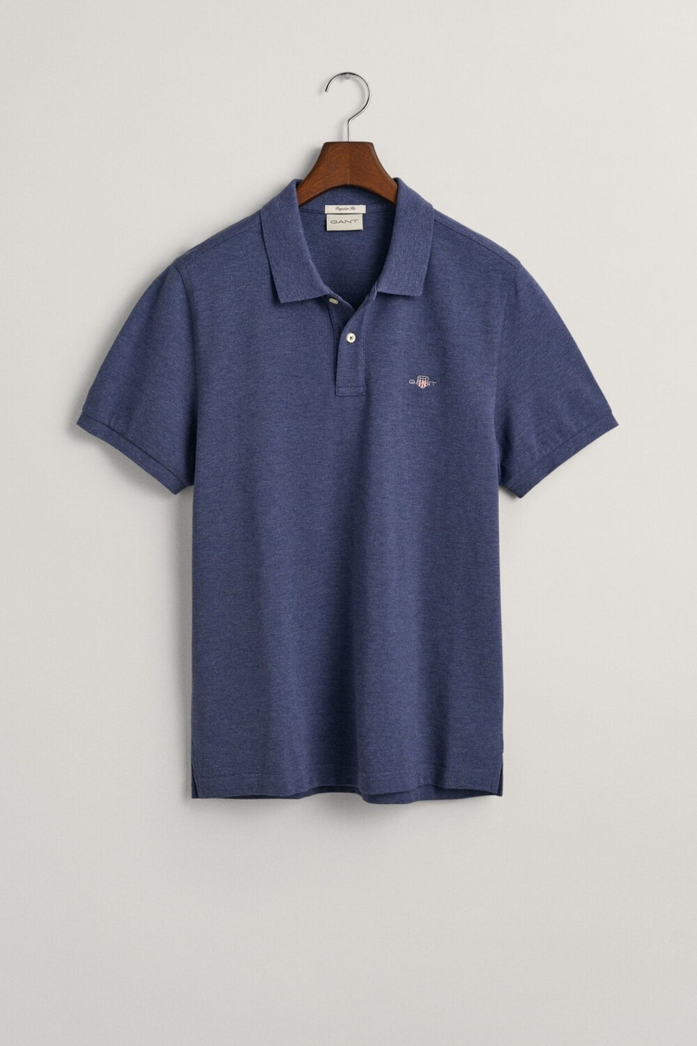 Рубашка-поло Gant Shield из пике GANT, синий
Рубашка-поло Gant Shield из пике GANT, синий