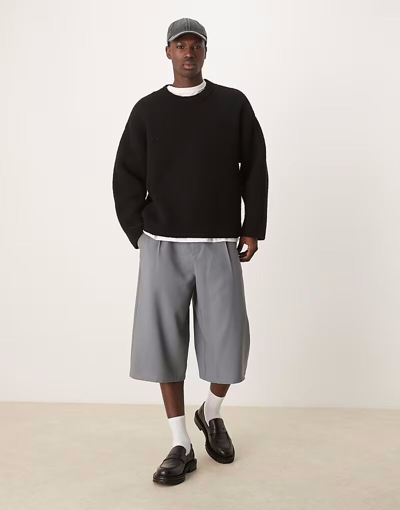 Элегантные шорты со складками серого цвета Asos Design
Элегантные шорты со складками серого цвета Asos Design