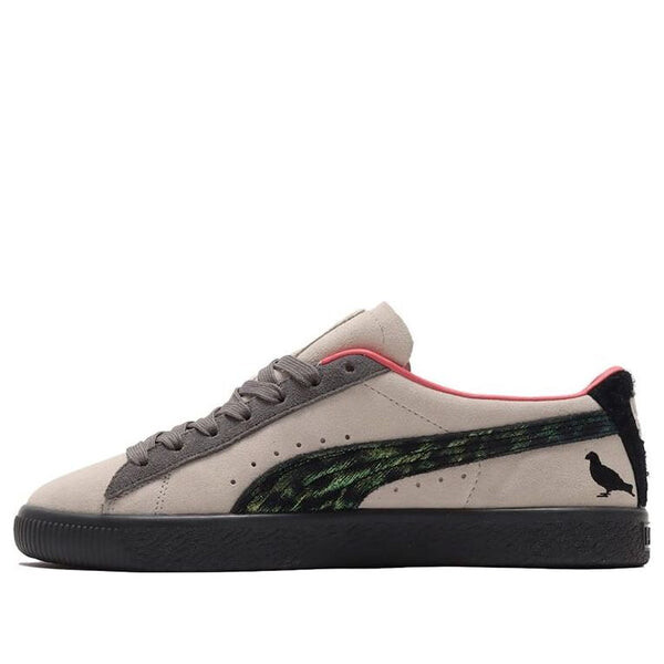 Кроссовки atmos x jeff staple x suede 'pigeon and crow' Puma, коричневый
Кроссовки atmos x jeff staple x suede 'pigeon and crow' Puma, коричневый