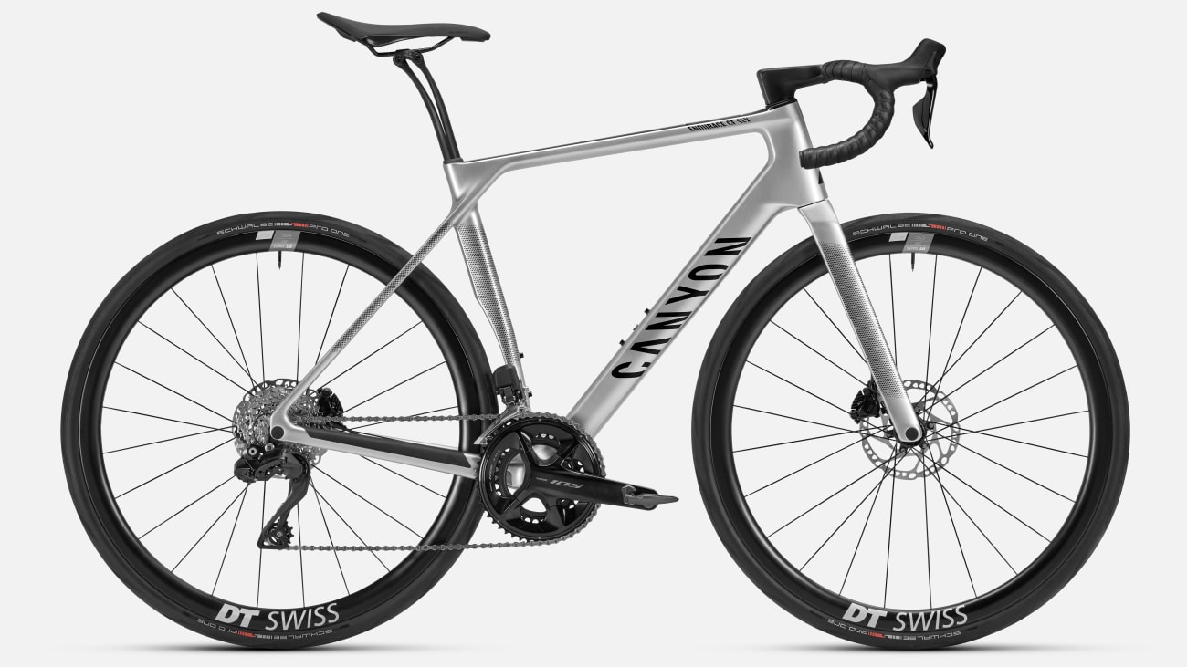 Шоссейный велосипед Endurace CF SLX 7 Di2 Canyon, Chrome Whisper
Шоссейный велосипед Endurace CF SLX 7 Di2 Canyon, Chrome Whisper