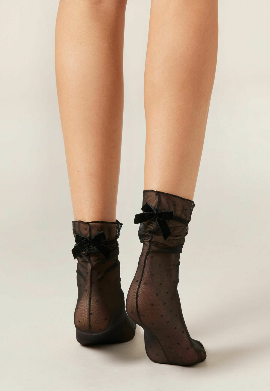 Носки Calzedonia Socks, Black/Black Denim
Носки Calzedonia Socks, Black/Black Denim