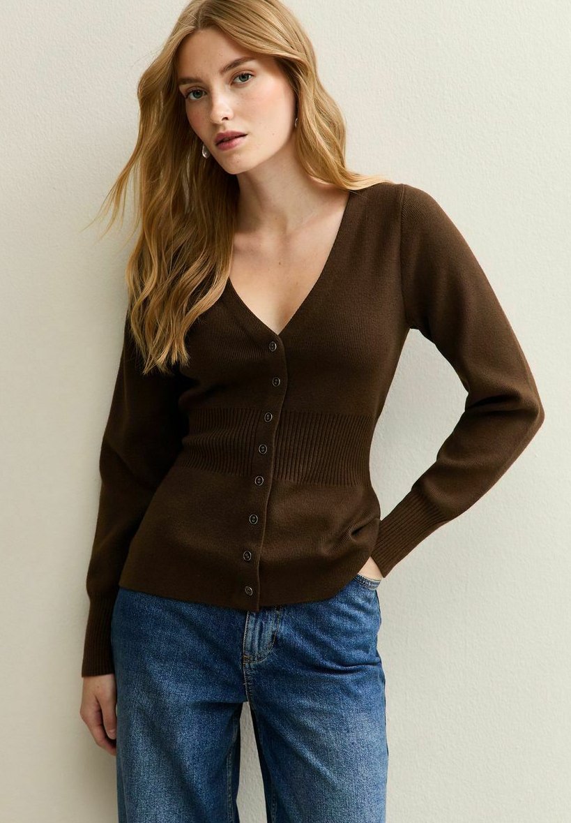 Кардиган New Look COMPACT PEPLUM HEM, Dark Brown
Кардиган New Look COMPACT PEPLUM HEM, Dark Brown