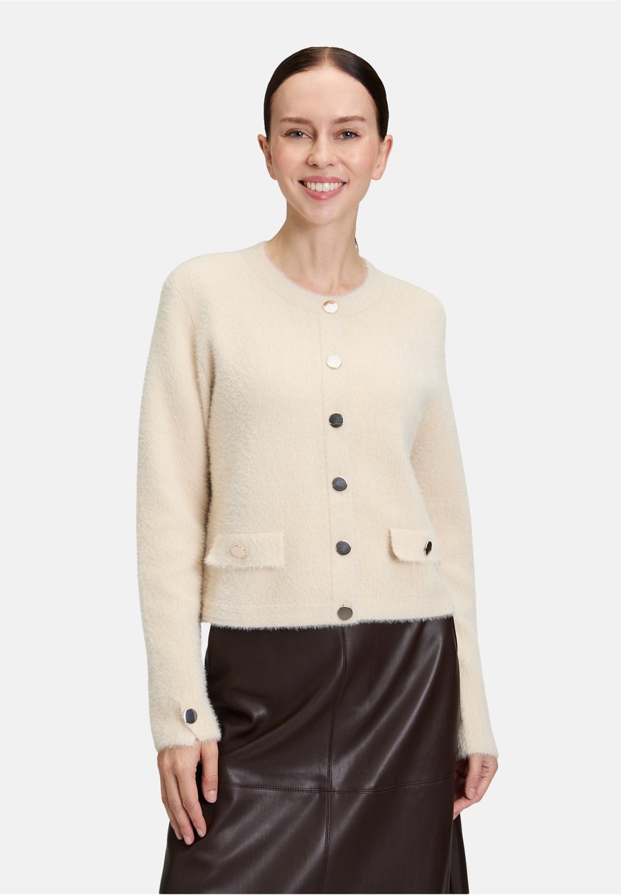 Кардиган Betty Barclay Cardigan, Beige
Кардиган Betty Barclay Cardigan, Beige