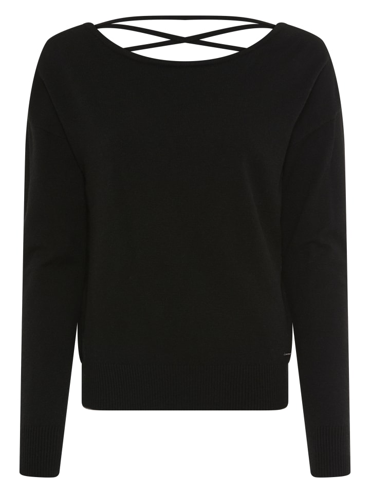 Черный вязаный свитер Laura Scott
Черный вязаный свитер Laura Scott