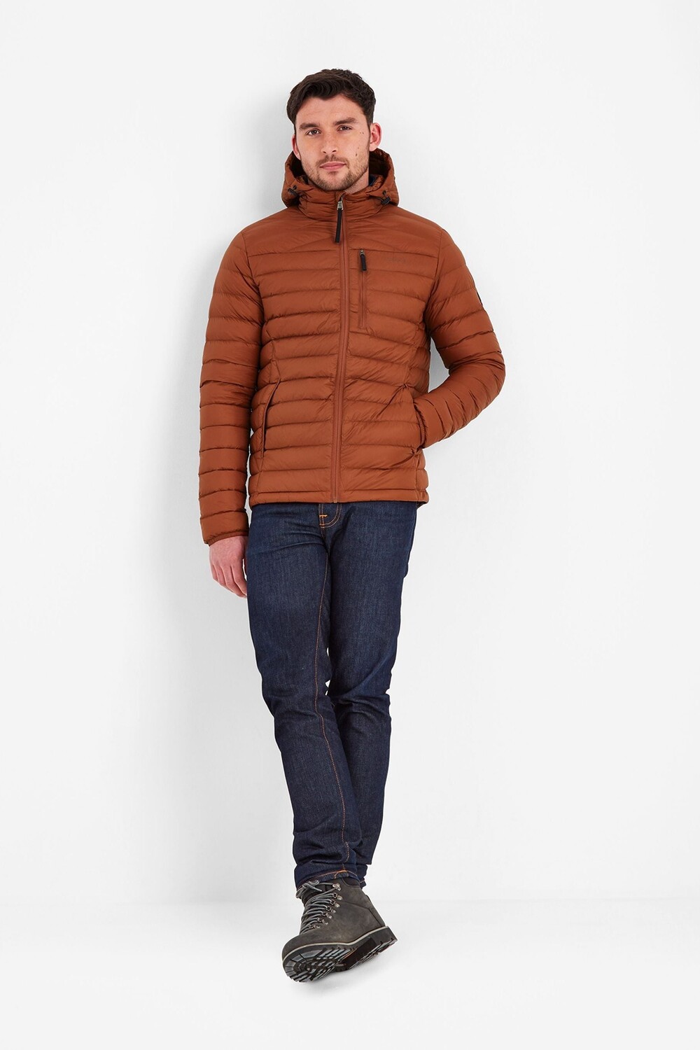 Пуховик Drax с капюшоном и наполнителем Tog 24, красный
Пуховик Drax с капюшоном и наполнителем Tog 24, красный