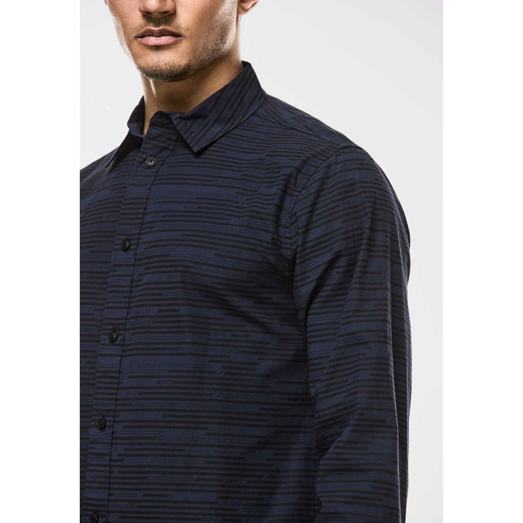 STREET ONE МУЖСКАЯ рубашка с длинными рукавами и планкой на пуговицах Street One Men, цвет Eclipse Blue
STREET ONE МУЖСКАЯ рубашка с длинными рукавами и планкой на пуговицах Street One Men, цвет Eclipse Blue