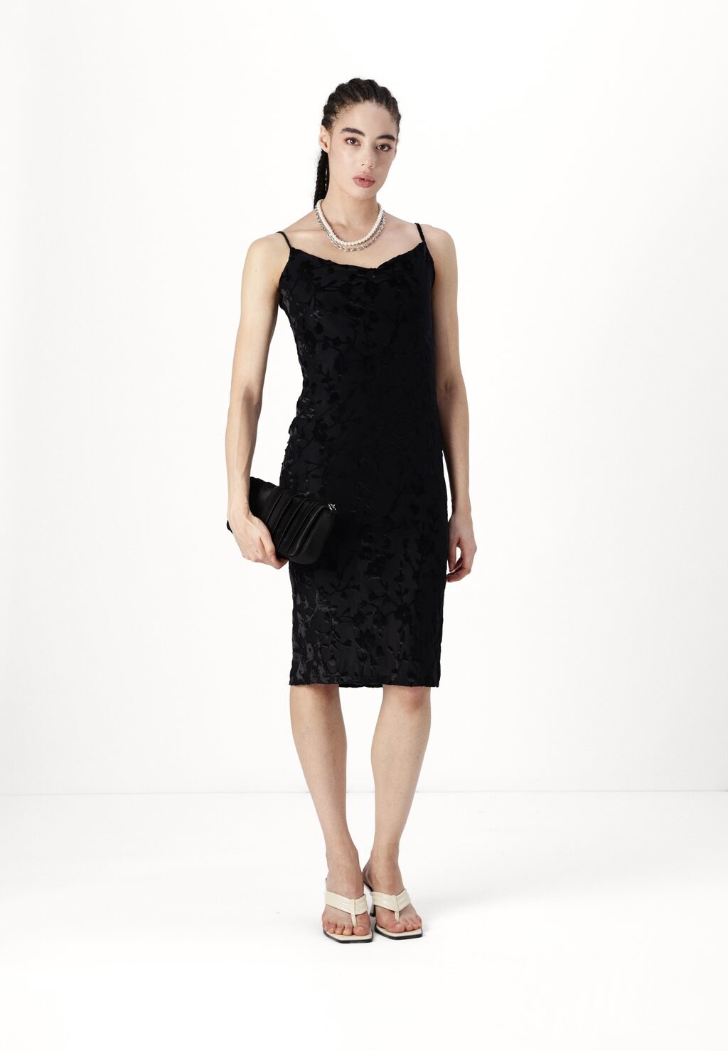 Коктейльное платье / Вечернее платье BURNT OUT MIDI DRESS Even&Odd, черный 
Коктейльное платье / Вечернее платье BURNT OUT MIDI DRESS Even&Odd, черный