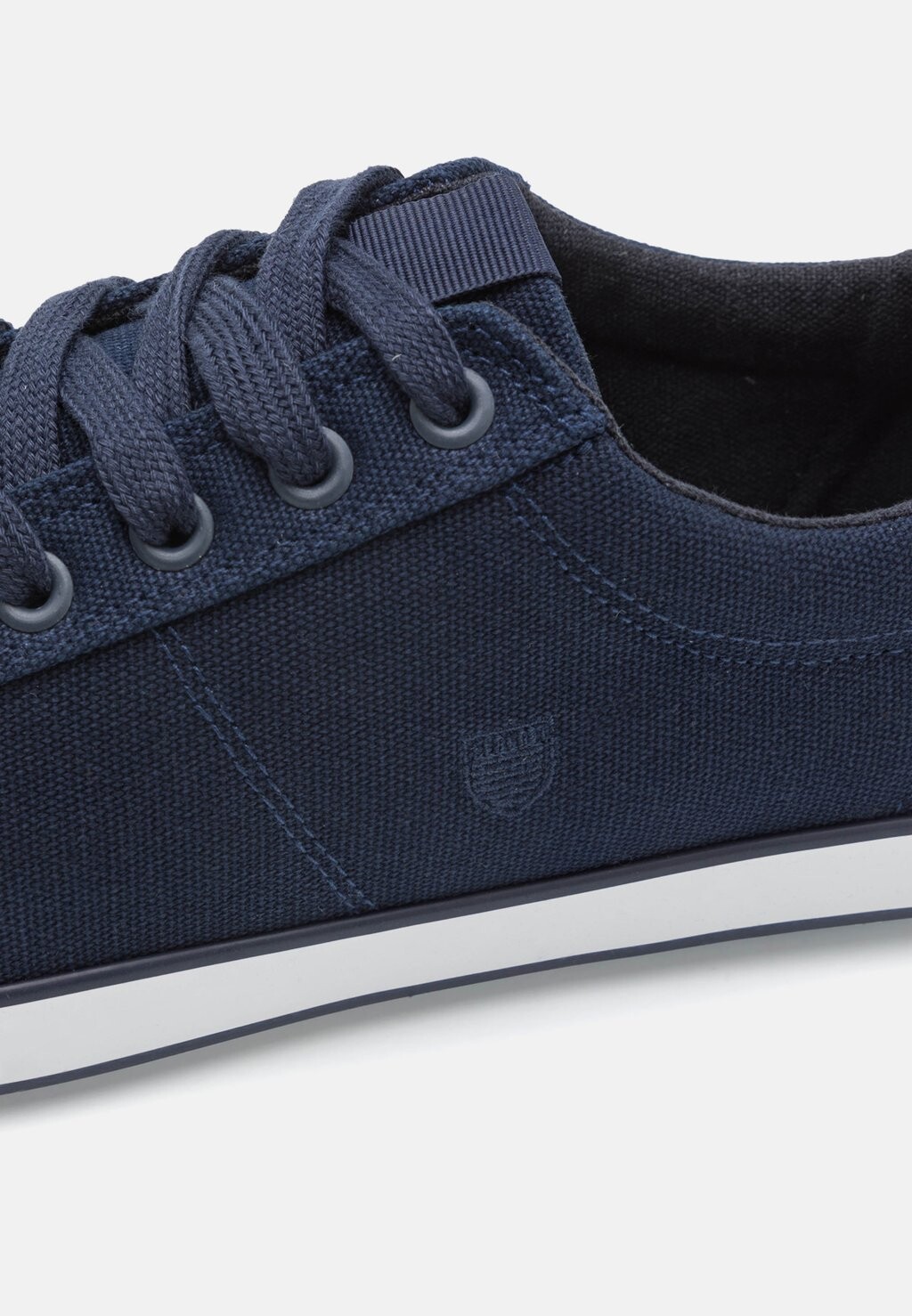 Кроссовки Pier One, темно-синий
Кроссовки Pier One, темно-синий