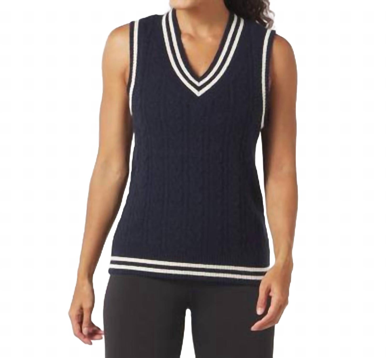 Жилет Hanalei в сине-белую полоску Glyder
Жилет Hanalei в сине-белую полоску Glyder