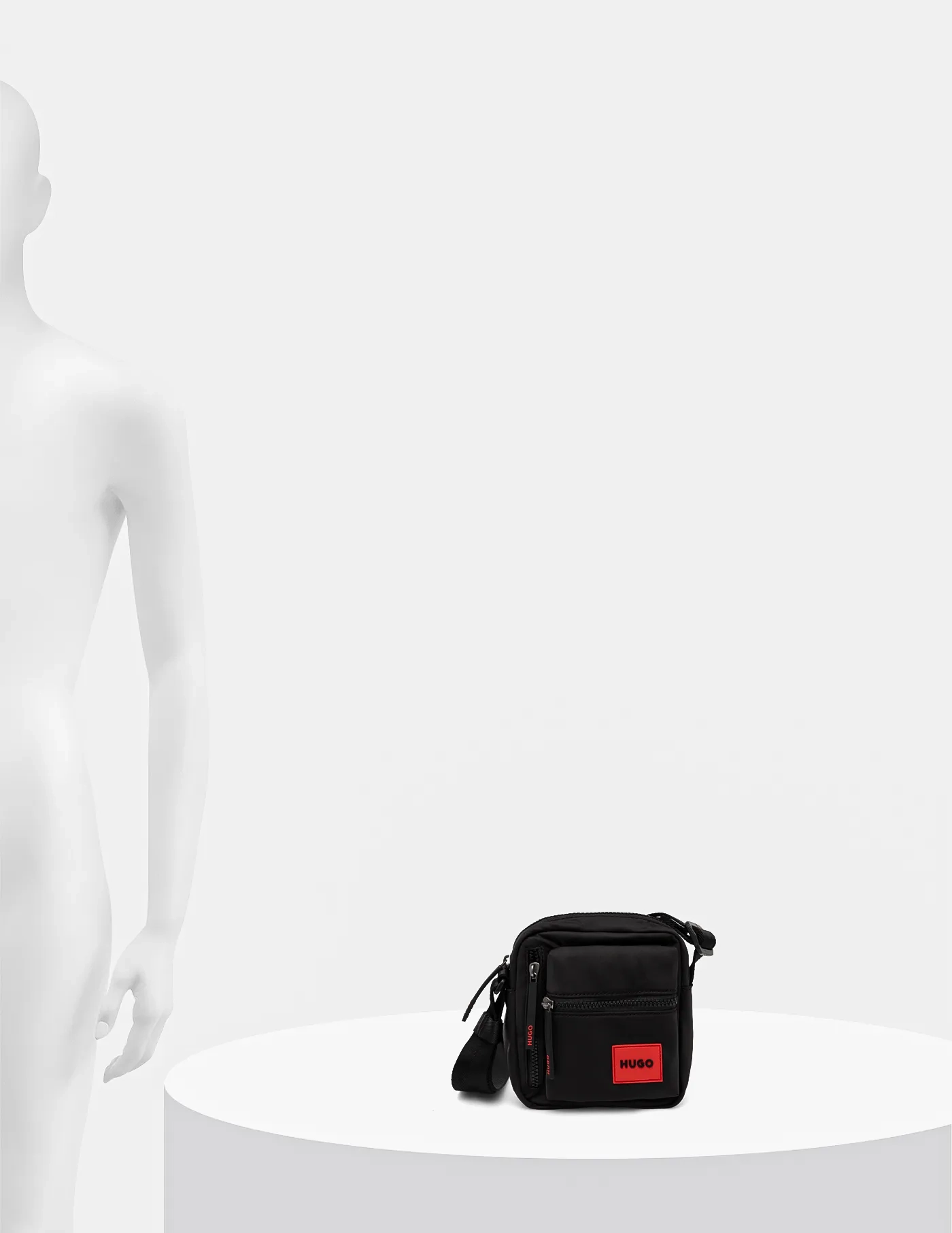 Сумочка HUGO, черный
Сумочка HUGO, черный