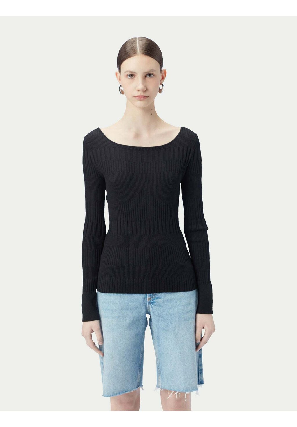 Джемпер GOBI Cashmere, черный
Джемпер GOBI Cashmere, черный