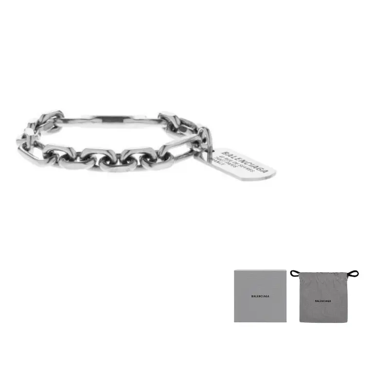 Браслет с карабином Balenciaga
Браслет с карабином Balenciaga