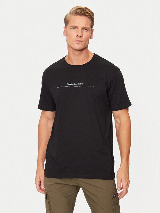 Футболка стандартного кроя Calvin Klein Jeans, черный
Футболка стандартного кроя Calvin Klein Jeans, черный