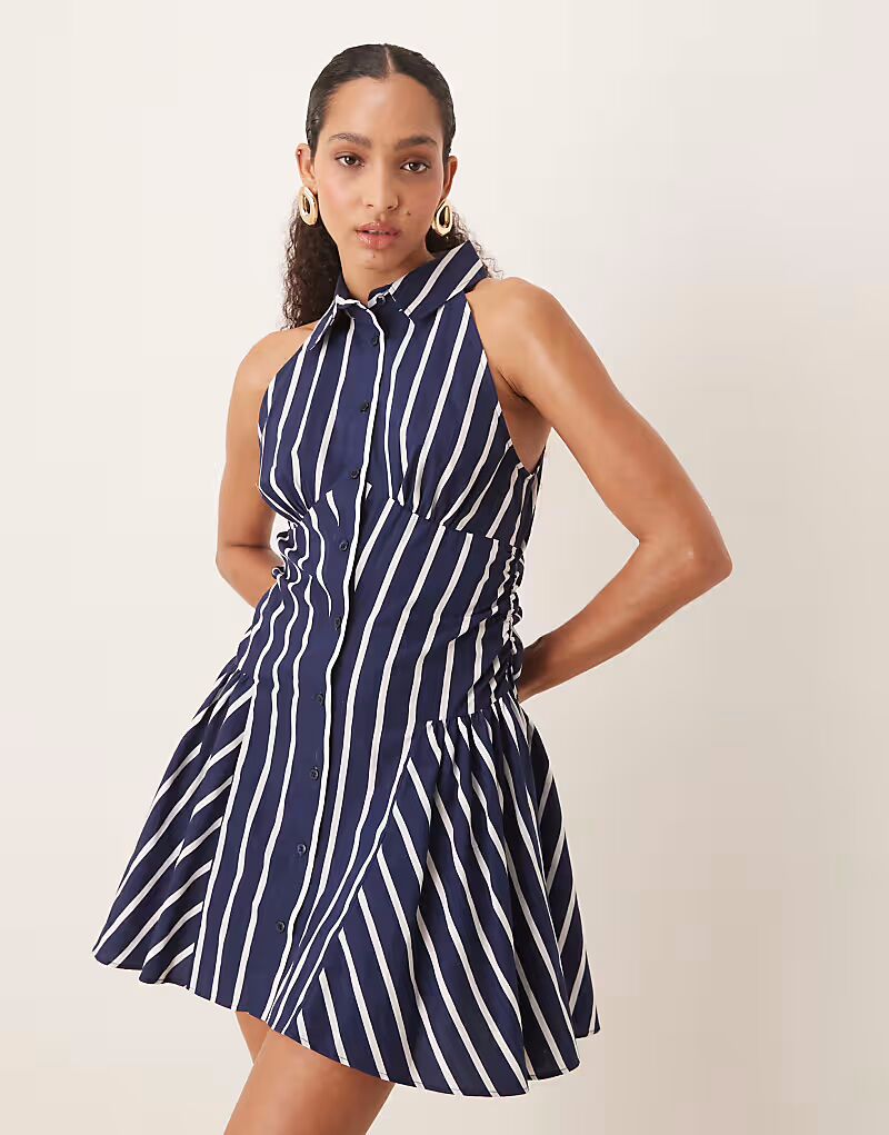 Платье-рубашка без рукавов ASOS DESIGN в сине-белую полоску
Платье-рубашка без рукавов ASOS DESIGN в сине-белую полоску