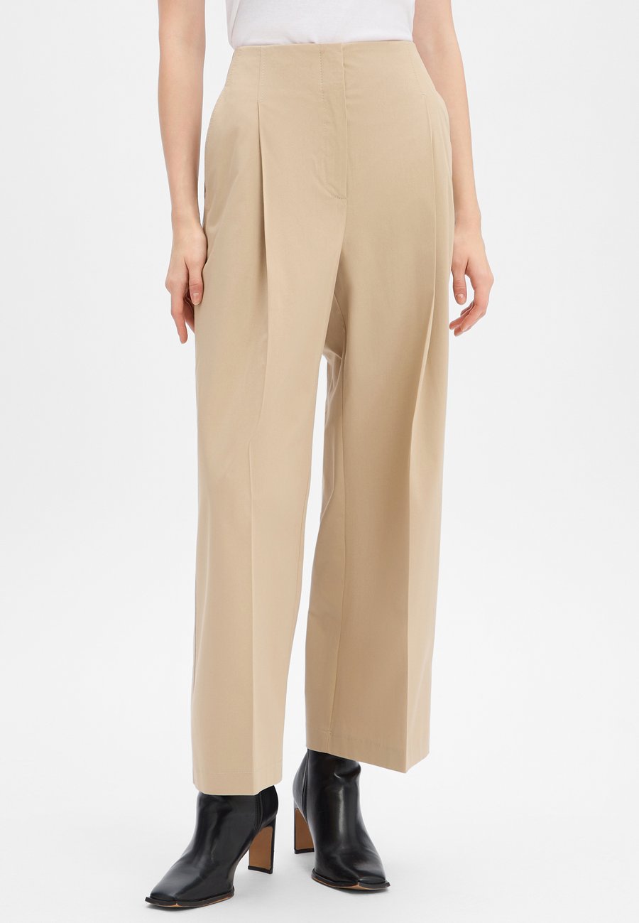 Брюки BOSS TULOTTA, Beige
Брюки BOSS TULOTTA, Beige