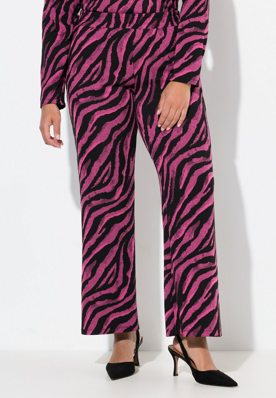 Брюки MIAMODA ZEBRAMUSTER ELASTIKBUND., Hibiscus Pink/Pink
Брюки MIAMODA ZEBRAMUSTER ELASTIKBUND., Hibiscus Pink/Pink