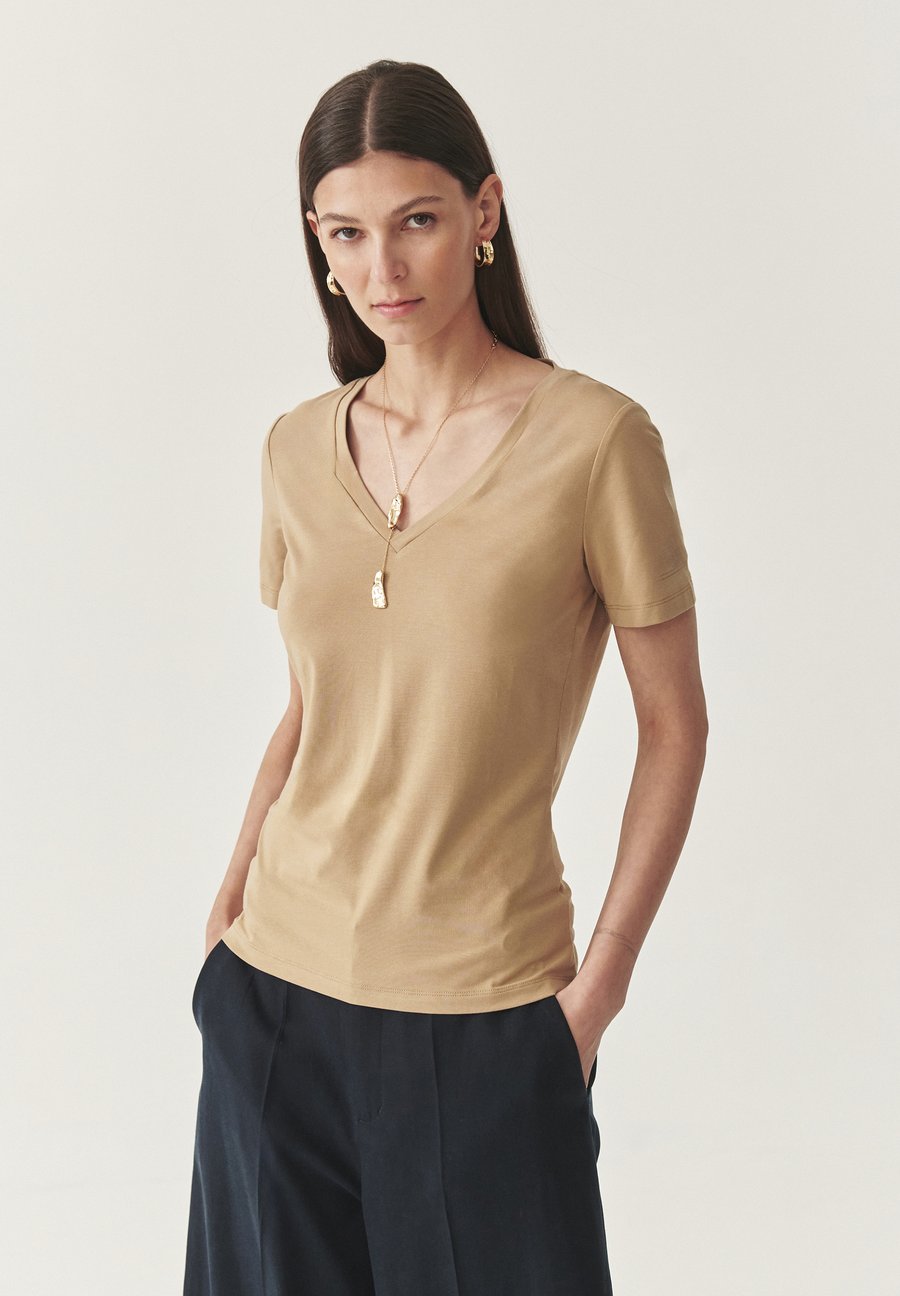 Футболка TATUUM LISA , Beige
Футболка TATUUM LISA , Beige