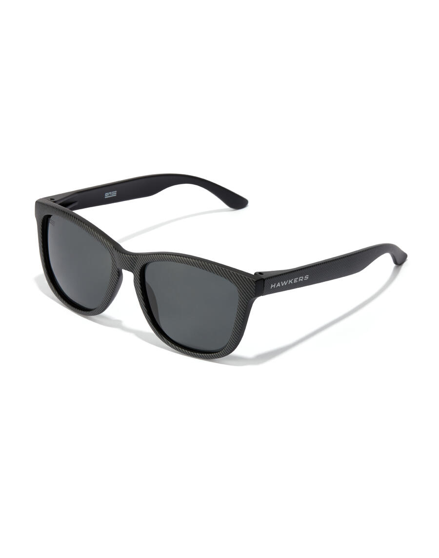 HAWKERS - Солнцезащитные очки для мужчин и женщин - ONE CARBONO POLARIZED BLACK DARK
HAWKERS - Солнцезащитные очки для мужчин и женщин - ONE CARBONO POLARIZED BLACK DARK