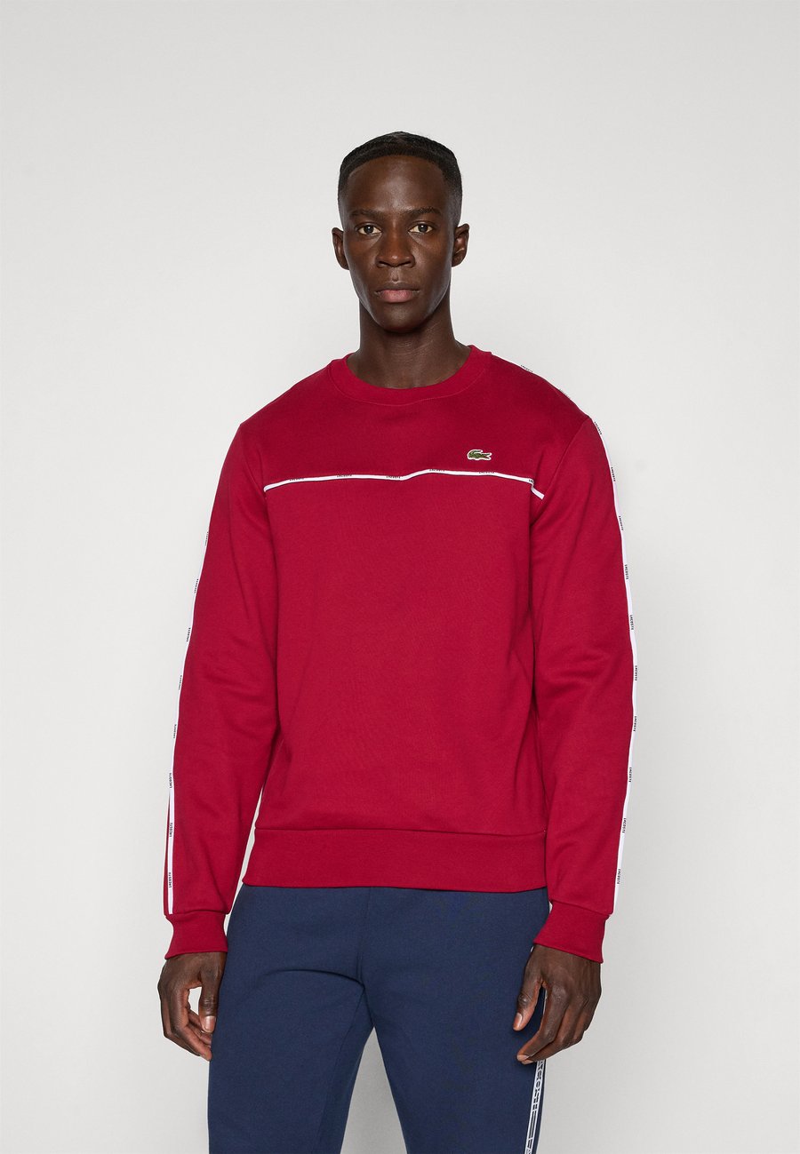 Толстовка Lacoste Sport TAPE, Bordeaux
Толстовка Lacoste Sport TAPE, Bordeaux