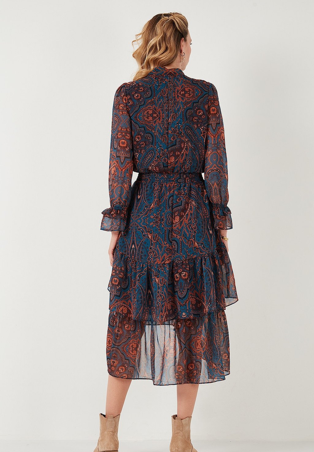 Повседневное платье REGULAR FIT LELA, синий
Повседневное платье REGULAR FIT LELA, синий