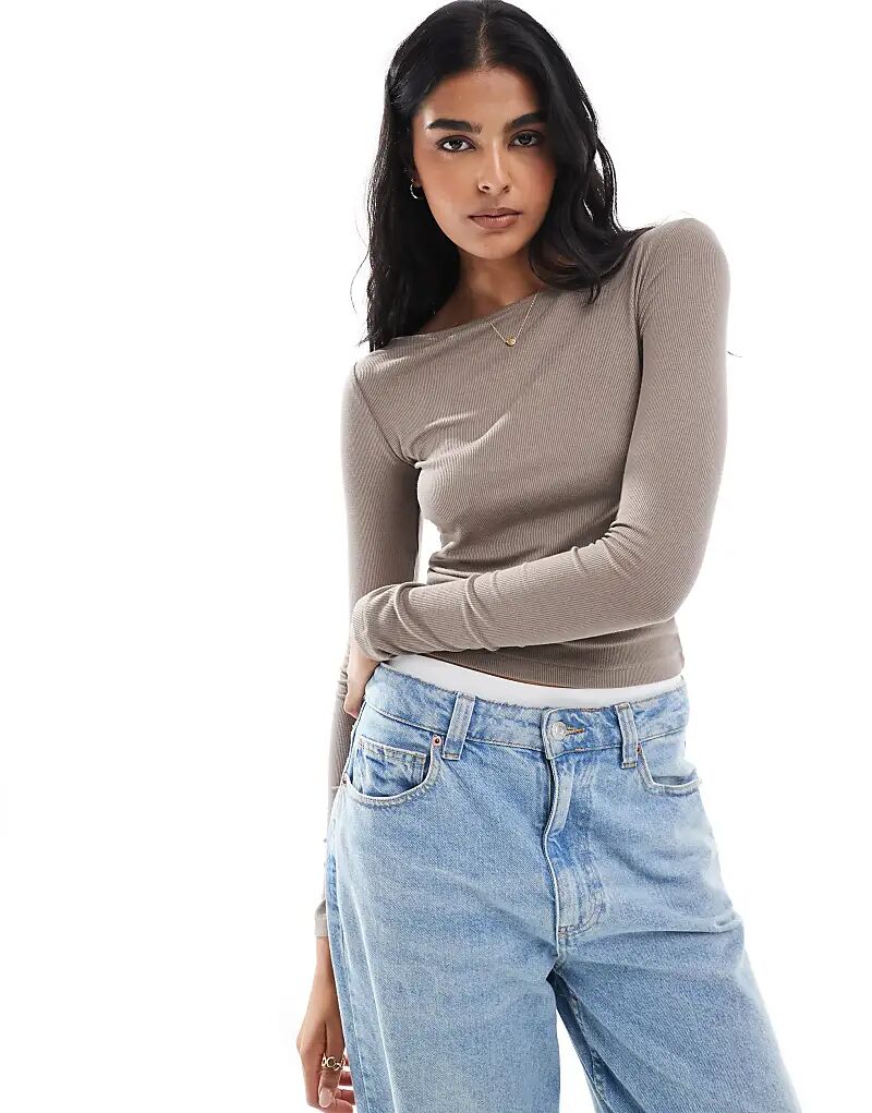 Топ из хлопка On штапельного ластовицы с длинными рукавами и вырезом-лодочкой цвета мокко Cotton:On
Топ из хлопка On штапельного ластовицы с длинными рукавами и вырезом-лодочкой цвета мокко Cotton:On