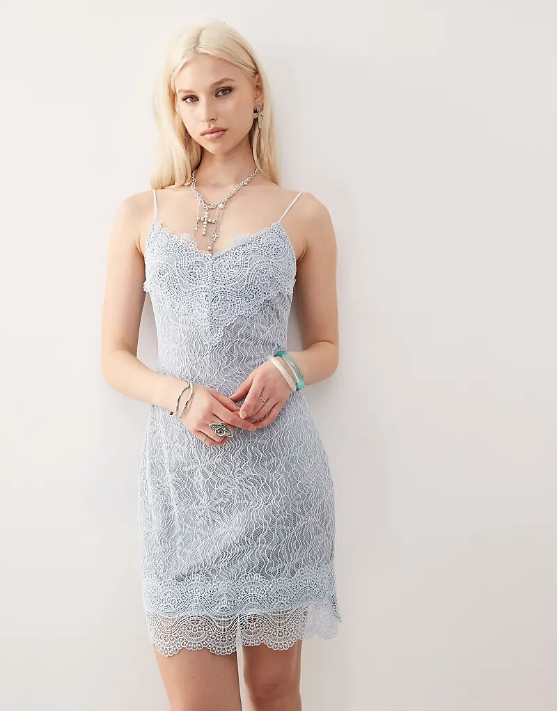 Кружевное мини-платье Amy Lynn нежно-голубого цвета
Кружевное мини-платье Amy Lynn нежно-голубого цвета