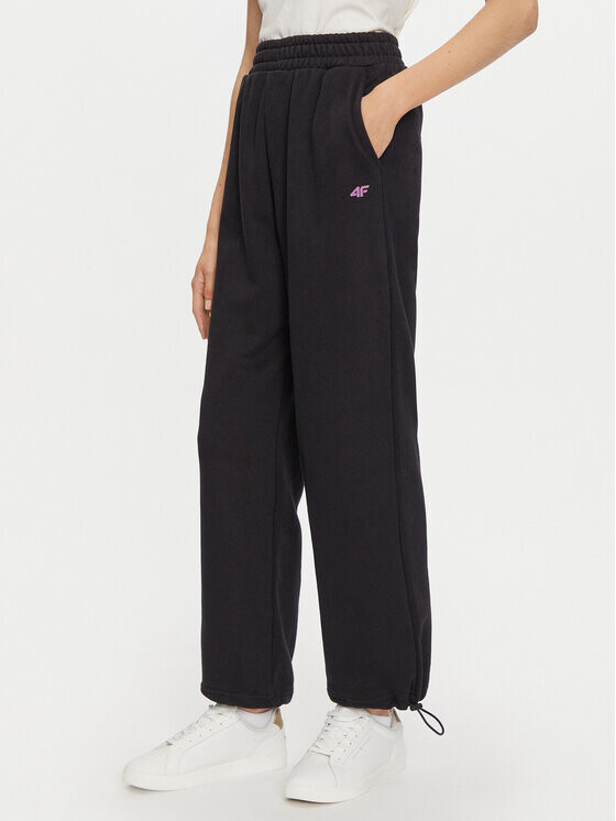 Спортивные брюки свободного кроя 4F, черный
Спортивные брюки свободного кроя 4F, черный