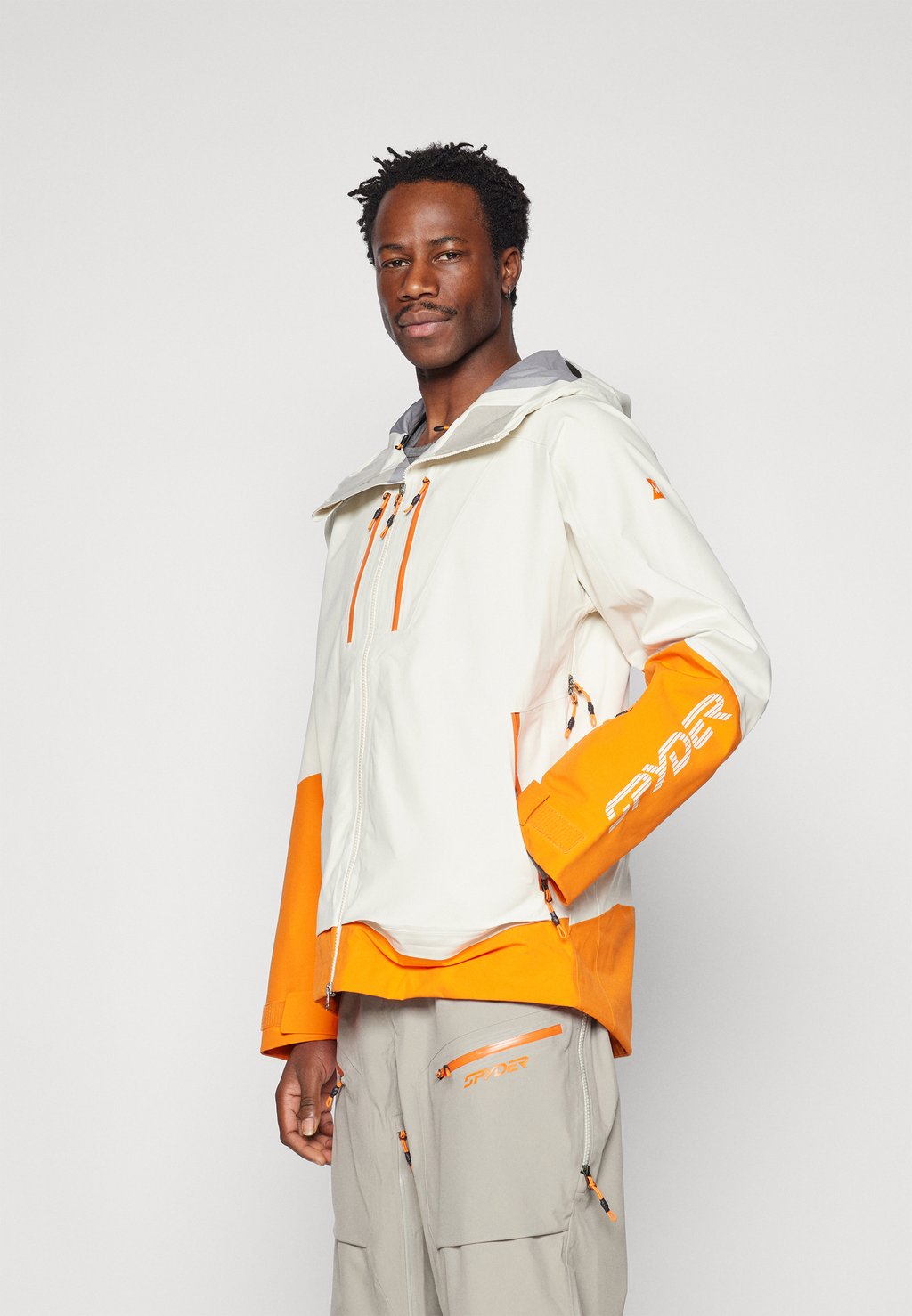 Лыжная куртка SANCTION JACKET Spyder, бежевый
Лыжная куртка SANCTION JACKET Spyder, бежевый