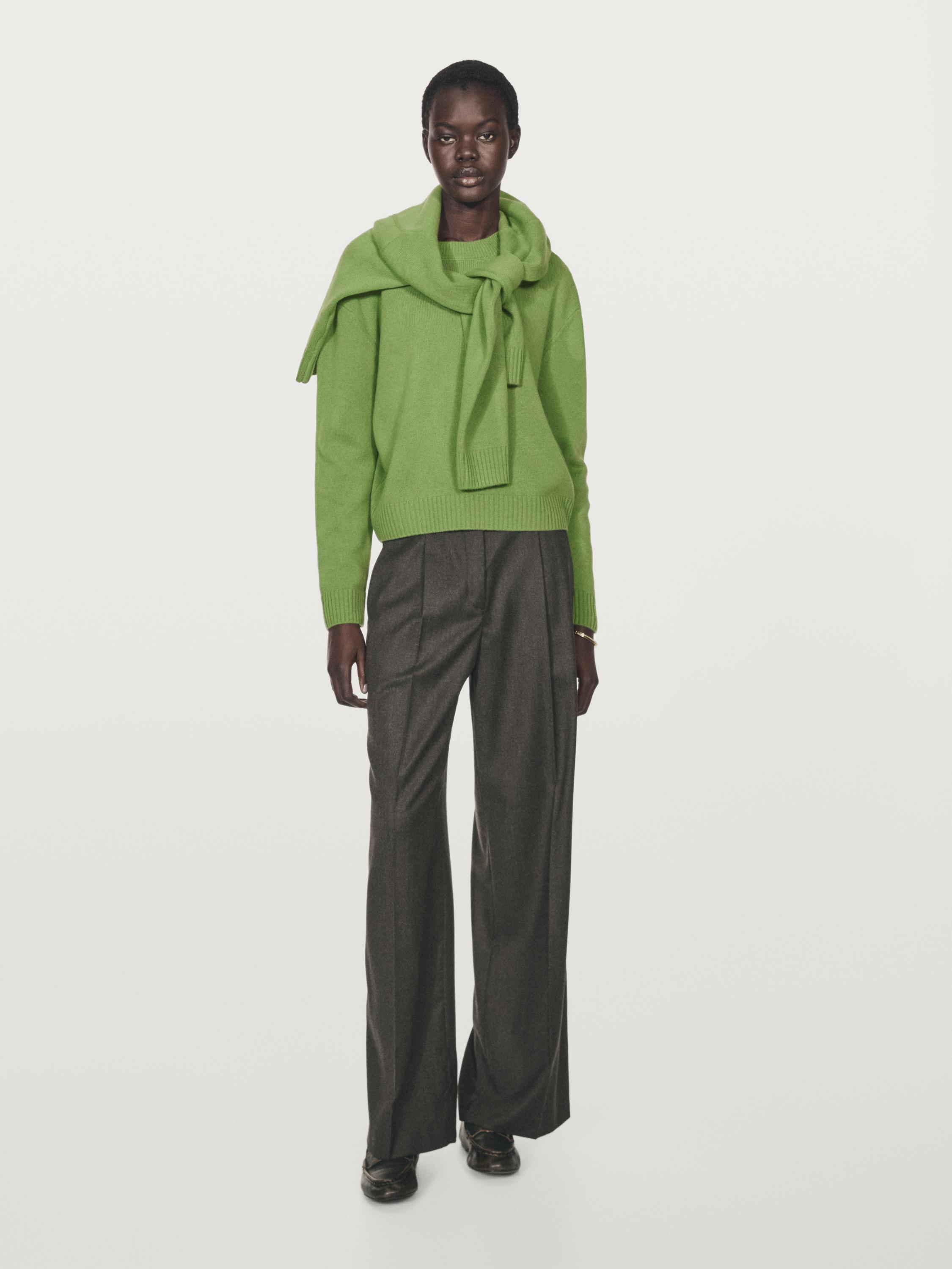 Свитер с круглым вырезом из смесовой шерсти Massimo Dutti, бледно-зеленый
Свитер с круглым вырезом из смесовой шерсти Massimo Dutti, бледно-зеленый