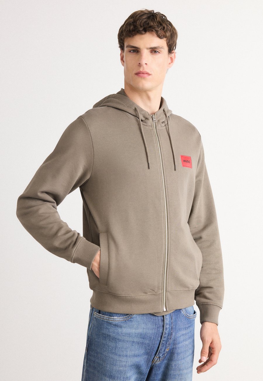 Толстовка HUGO DAPLE, Medium Grey/Grey
Толстовка HUGO DAPLE, Medium Grey/Grey