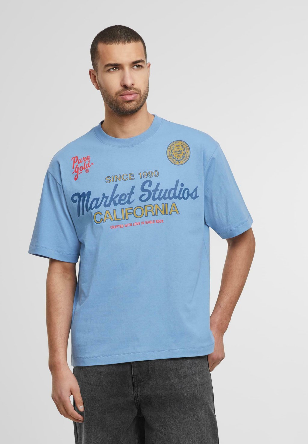 Футболка с принтом MARKET PURE, синий
Футболка с принтом MARKET PURE, синий