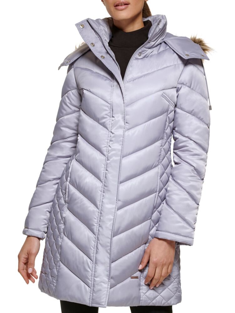 Тяжелый пуховик со стеганым капюшоном из искусственного меха Kenneth Cole, цвет Light Grey
Тяжелый пуховик со стеганым капюшоном из искусственного меха Kenneth Cole, цвет Light Grey