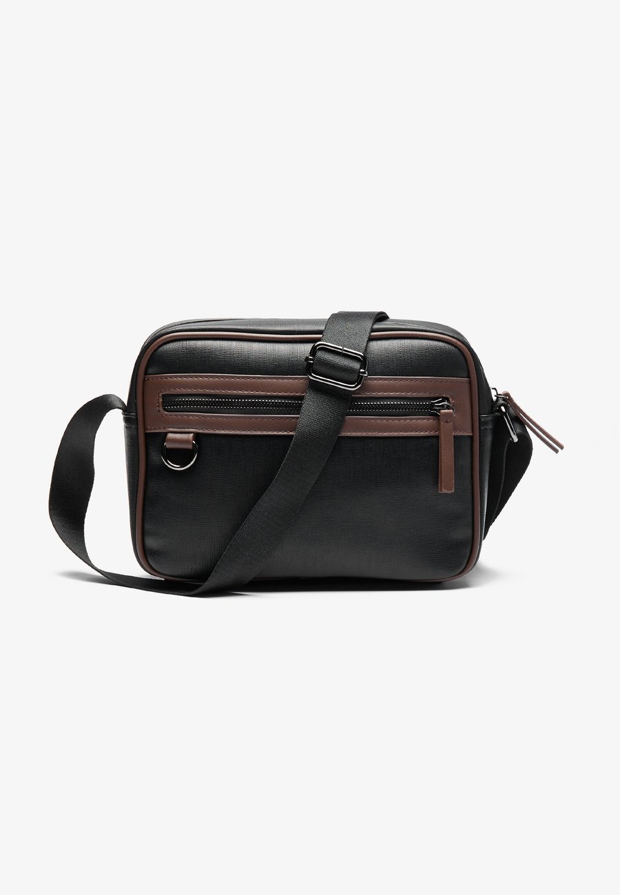 Сумка кросс-боди Pier One UNISEX, Black/Brown/Black
Сумка кросс-боди Pier One UNISEX, Black/Brown/Black