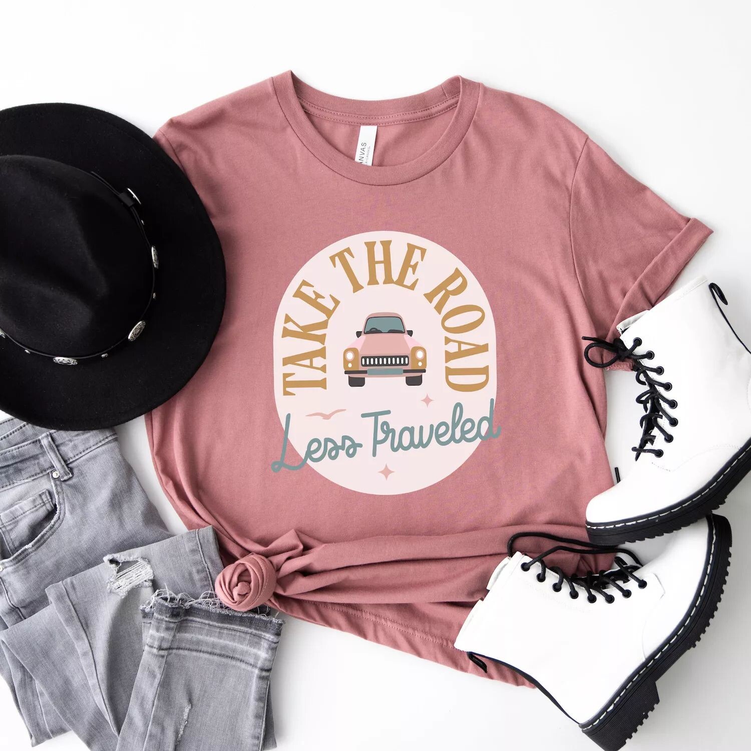 Футболка с короткими рукавами и рисунком Road Less Traveled Car Simply Sage Market
Футболка с короткими рукавами и рисунком Road Less Traveled Car Simply Sage Market