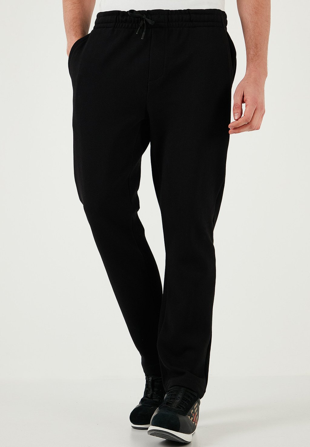 Спортивные штаны REGULAR FIT Buratti, черный
Спортивные штаны REGULAR FIT Buratti, черный