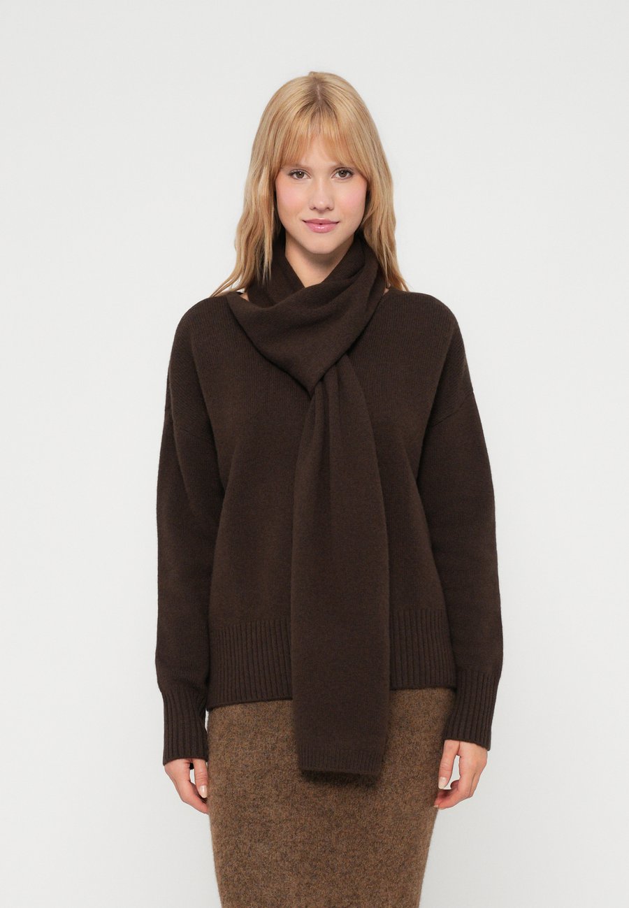 Джемпер LeGer by Lena Gercke STUDIO HELGA JUMPER, Brown
Джемпер LeGer by Lena Gercke STUDIO HELGA JUMPER, Brown
