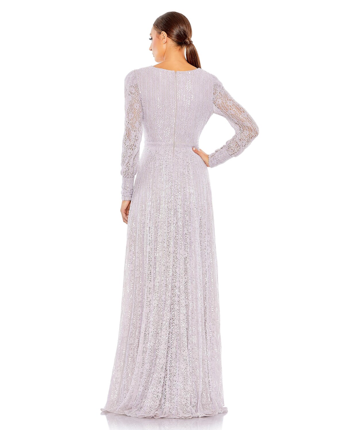 Кружевное платье с длинными рукавами и бисером Mac Duggal, лаванда
Кружевное платье с длинными рукавами и бисером Mac Duggal, лаванда