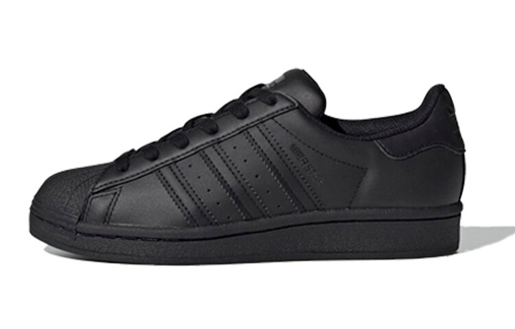 Adidas originals Superstar Triple Black (GS)
Adidas originals Superstar Triple Black (GS)