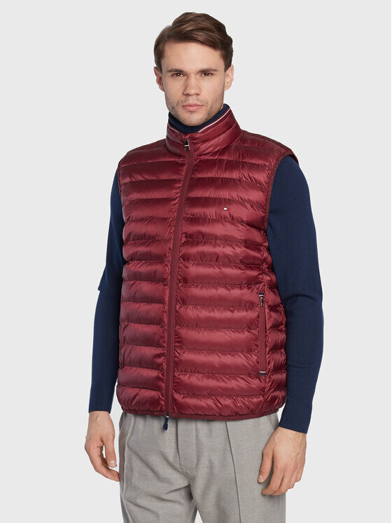 Жилет стандартного кроя Tommy Hilfiger, красный
Жилет стандартного кроя Tommy Hilfiger, красный