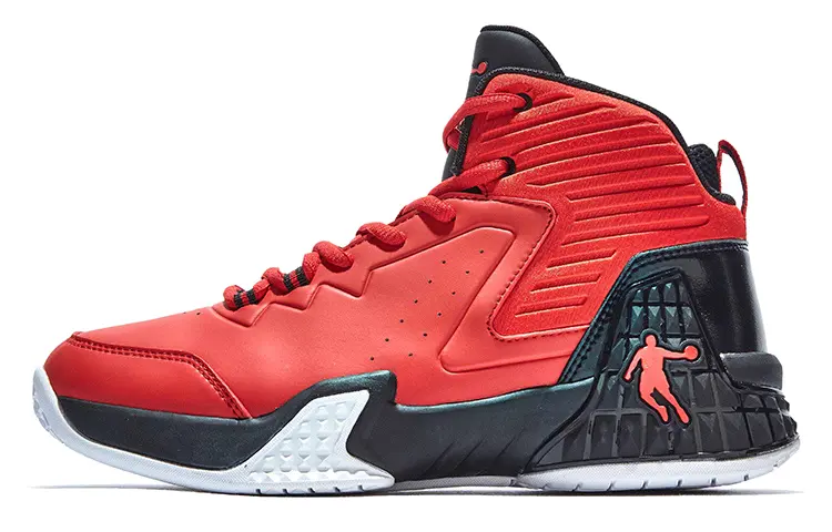 QIAODAN Мужские баскетбольные кроссовки Grinding 1 высокие красные черные
QIAODAN Мужские баскетбольные кроссовки Grinding 1 высокие красные черные