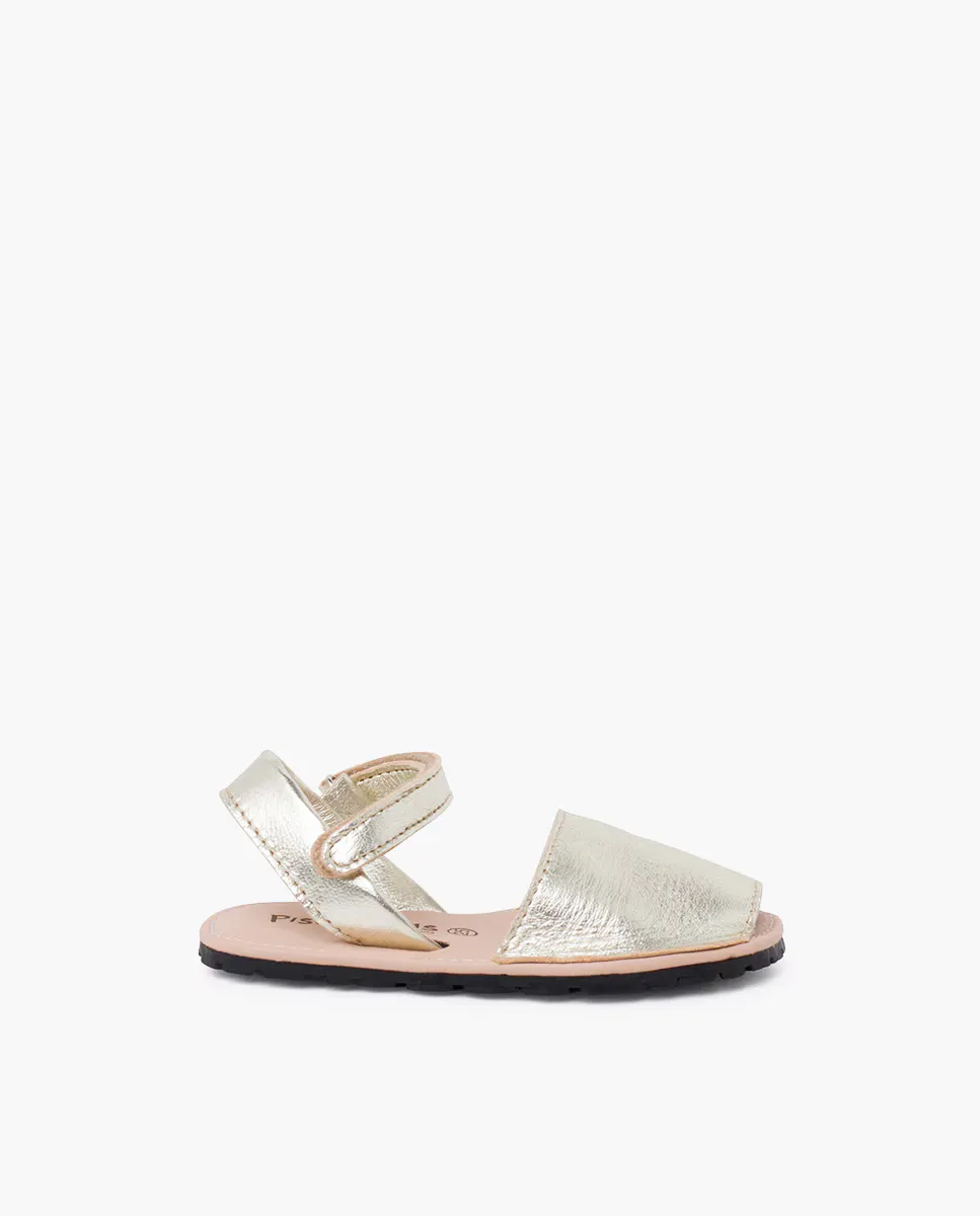 Детские босоножки Menorcan с металлическим эффектом Pisamonas, золотой
Детские босоножки Menorcan с металлическим эффектом Pisamonas, золотой