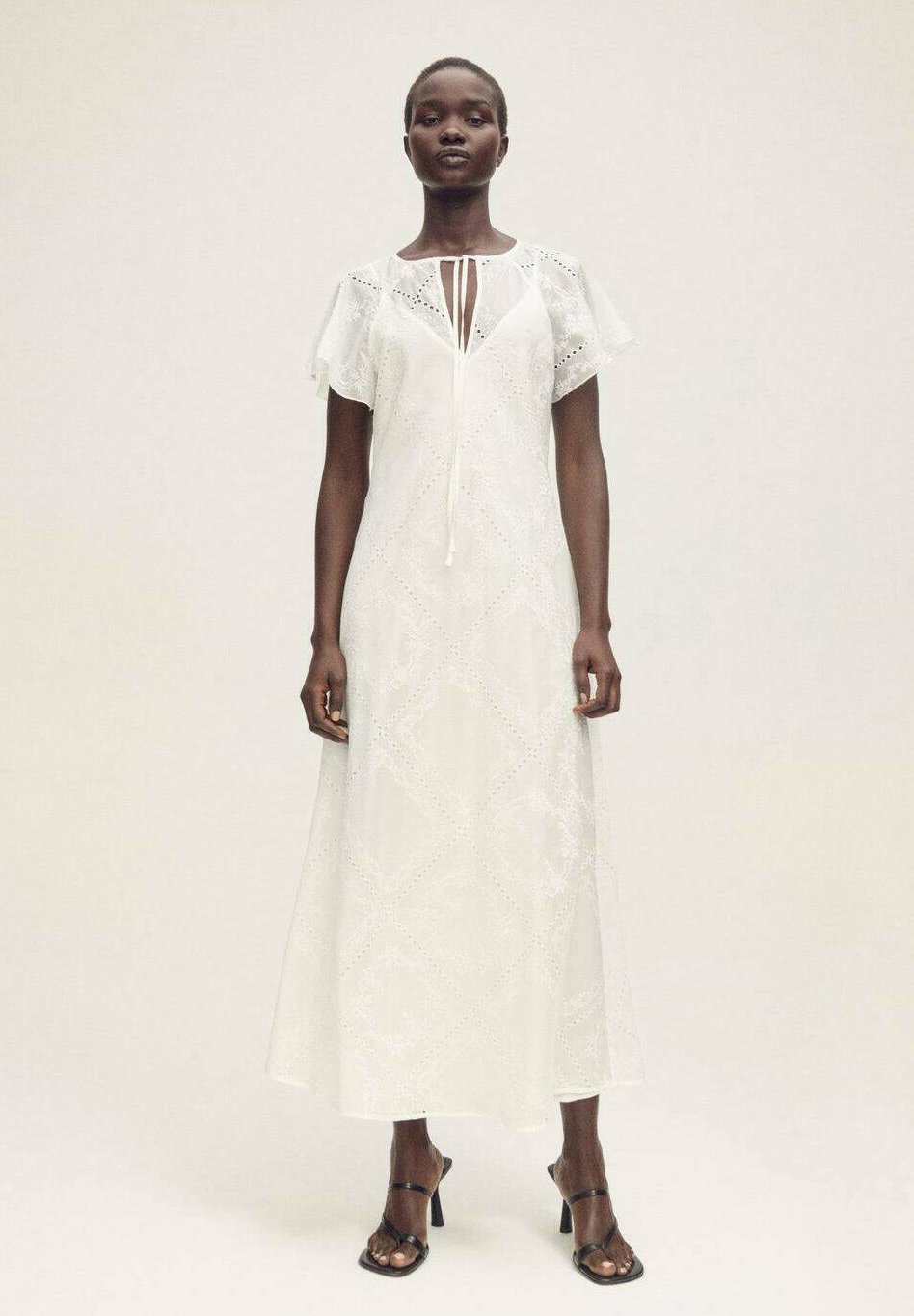 Платье макси Mango, белый
Платье макси Mango, белый