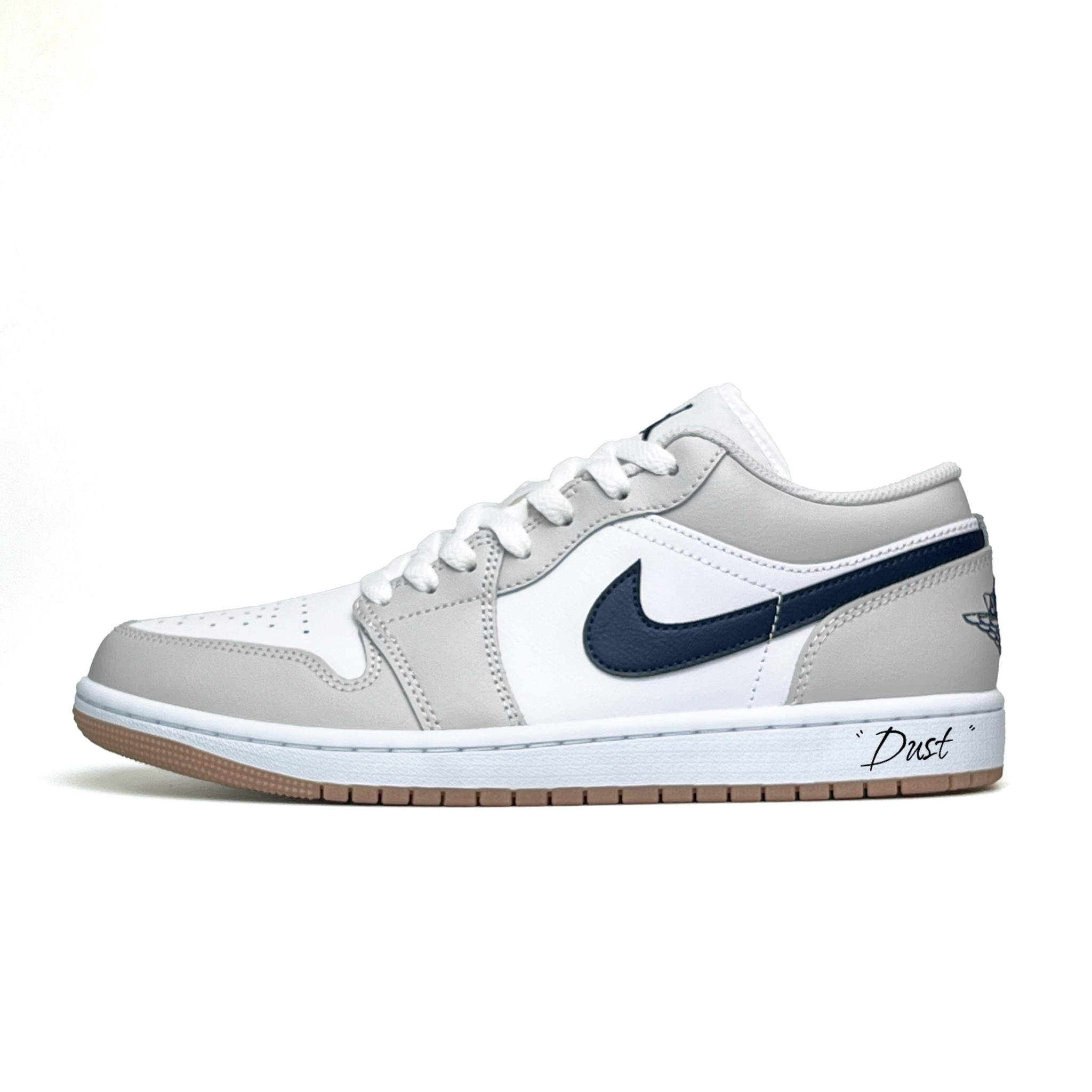 Jordan Баскетбольные кроссовки Air 1 Anti Slip, износостойкие, низкие, винтажные, мужские, белые, серые
Jordan Баскетбольные кроссовки Air 1 Anti Slip, износостойкие, низкие, винтажные, мужские, белые, серые