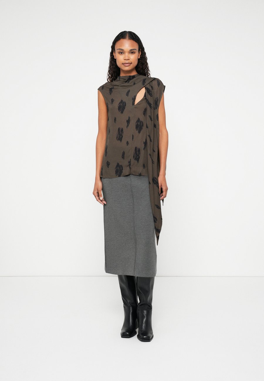 Блуза DAY Birger et Mikkelsen TIMETT, Multi-Coloured
Блуза DAY Birger et Mikkelsen TIMETT, Multi-Coloured