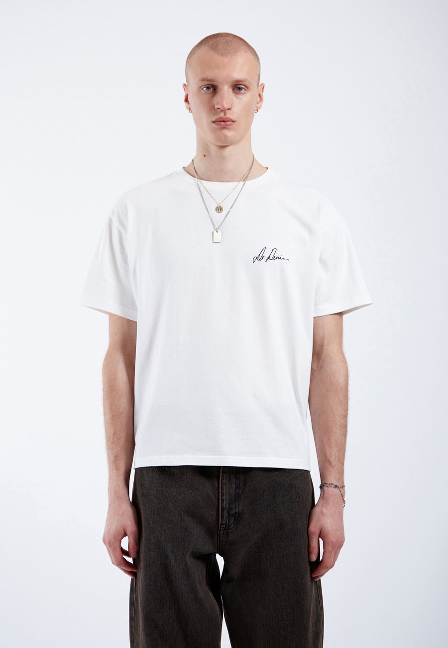 Футболка Dr.Denim BACE TEE, Off White Small Script/White, Белый, Футболка Dr.Denim BACE TEE, Off White Small Script/White
Футболка Dr.Denim BACE TEE, Off White Small Script/White, Белый, Футболка Dr.Denim BACE TEE, Off White Small Script/White