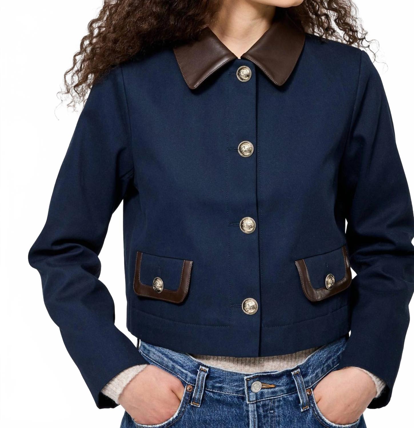 French Connection Куртка с контрастной отделкой и двумя карманами, цвет морской
French Connection Куртка с контрастной отделкой и двумя карманами, цвет морской